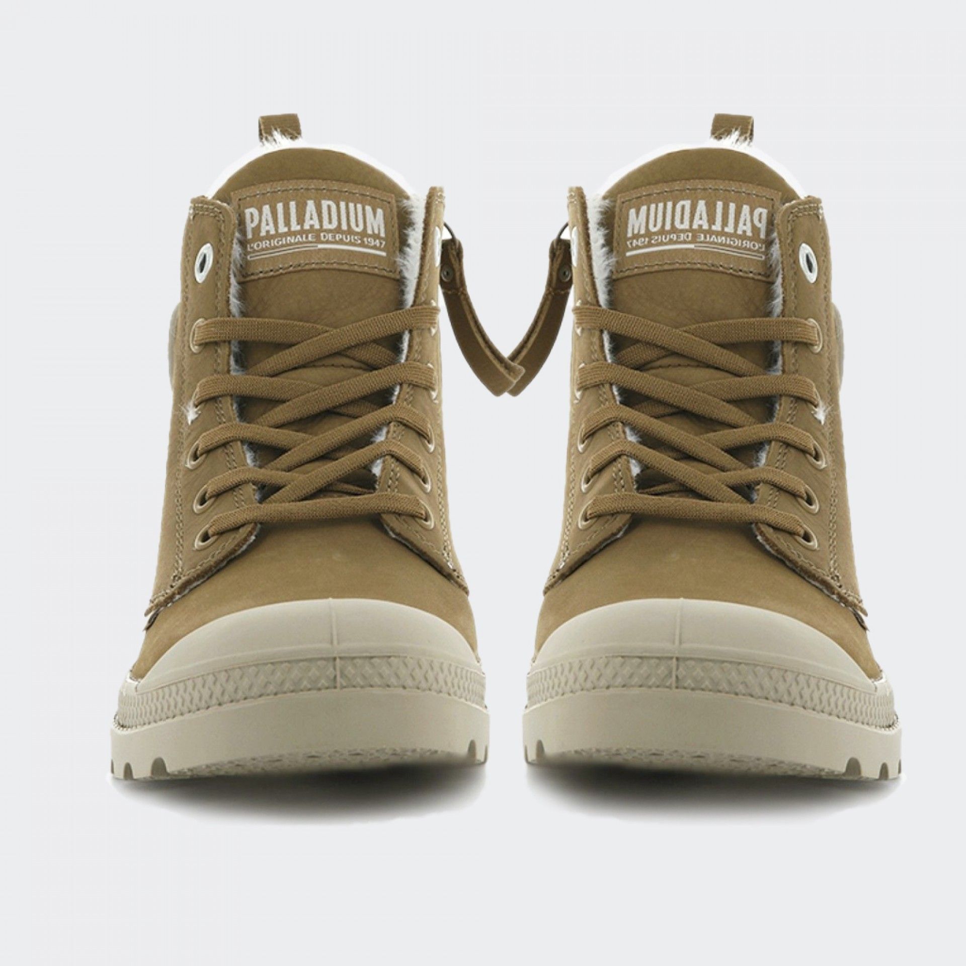 Bota Palladium