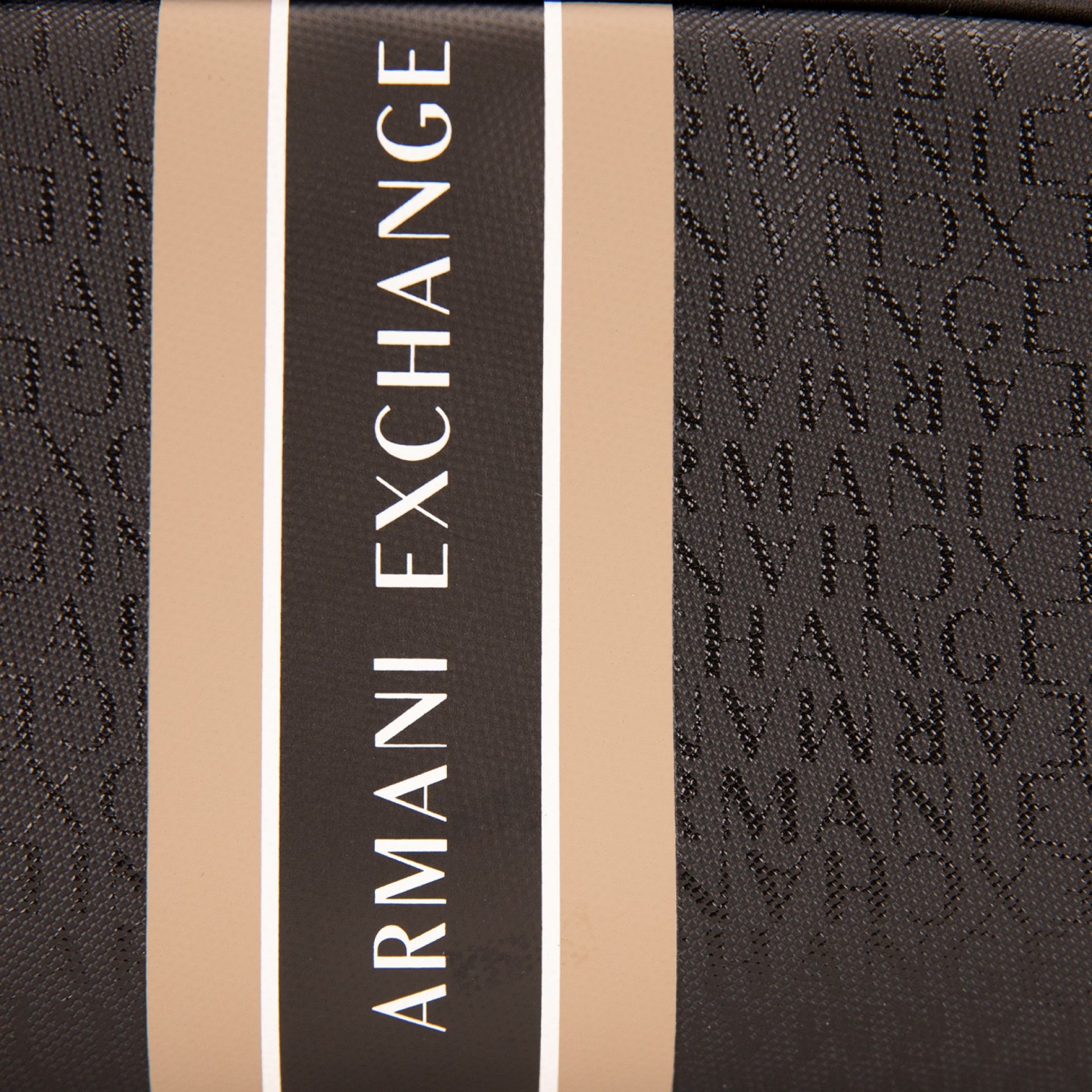 Armani Exchange Necessaire Black