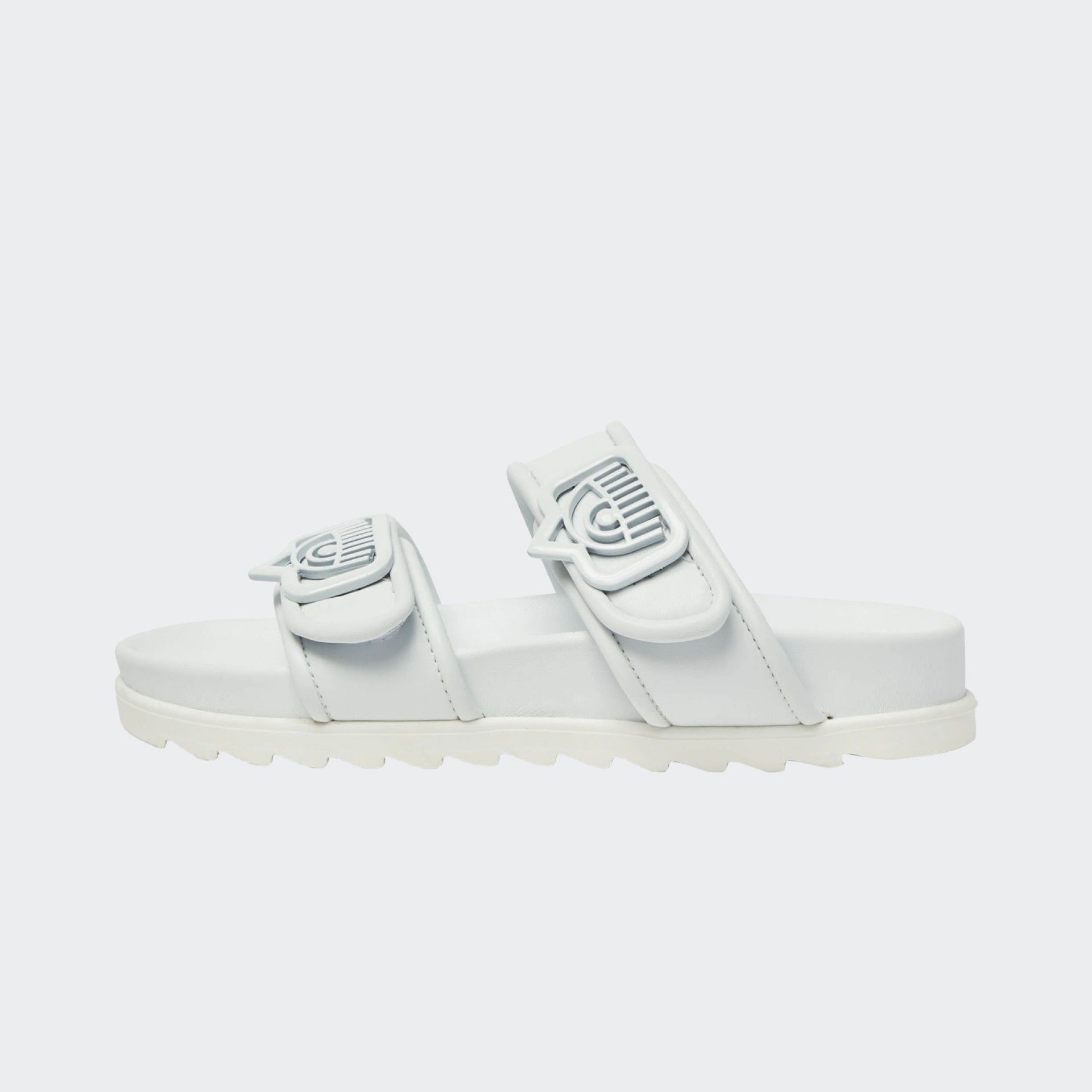 Chinelo Chiara