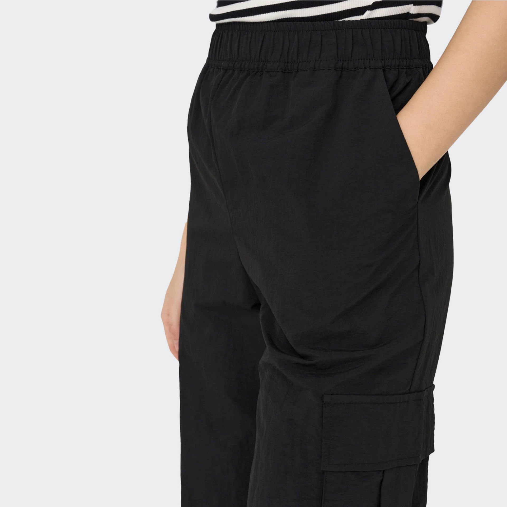 Calça Only