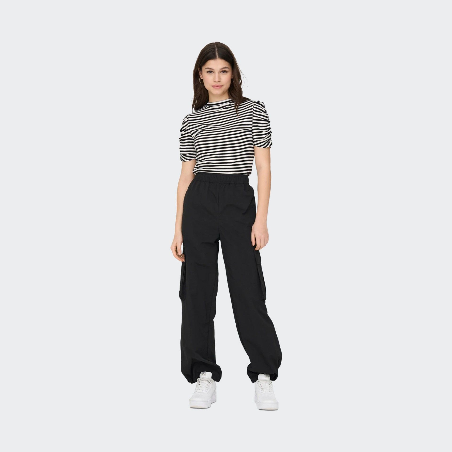Calça Only