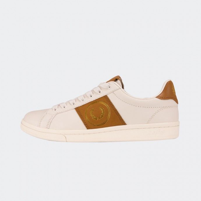 Leather trainers with Fred Perry logo B721