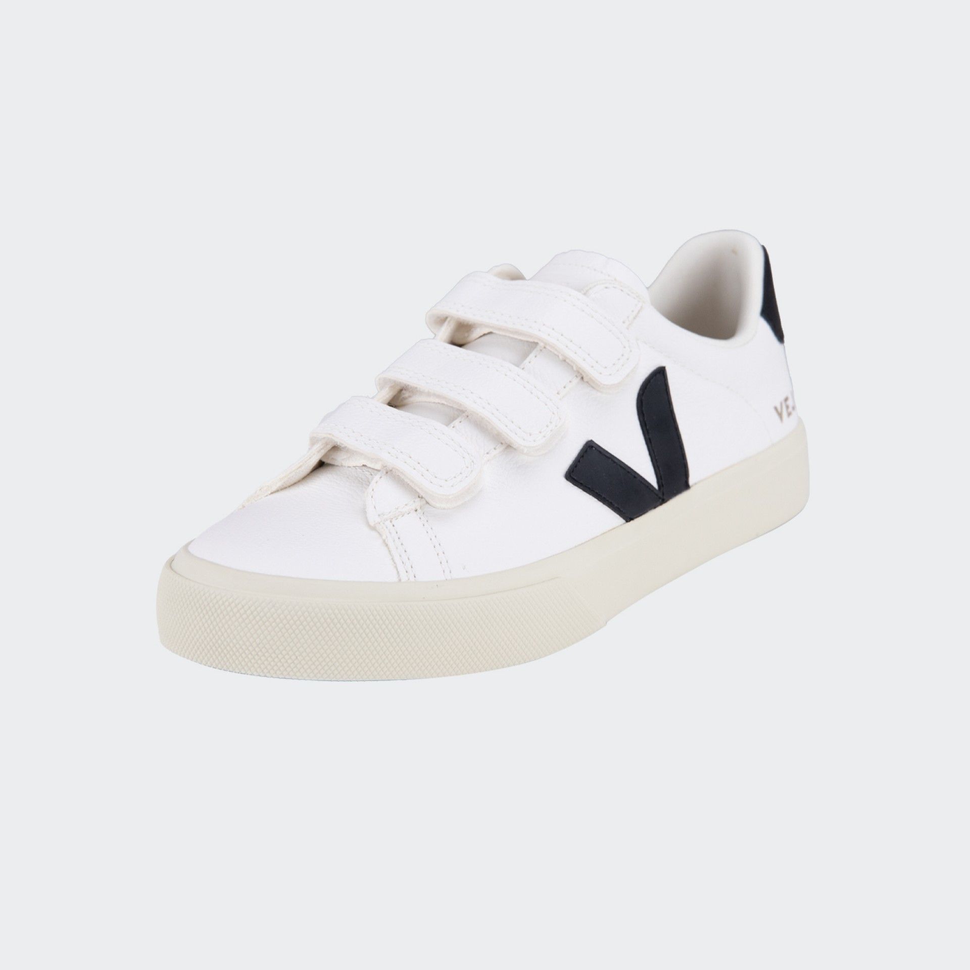 Veja Recife Baskets blanches en cuir sans chrome