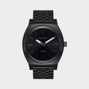 montre nixon noire