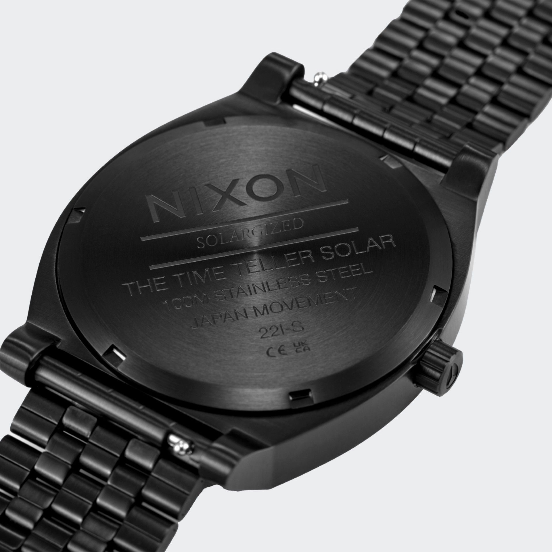 black nixon watch