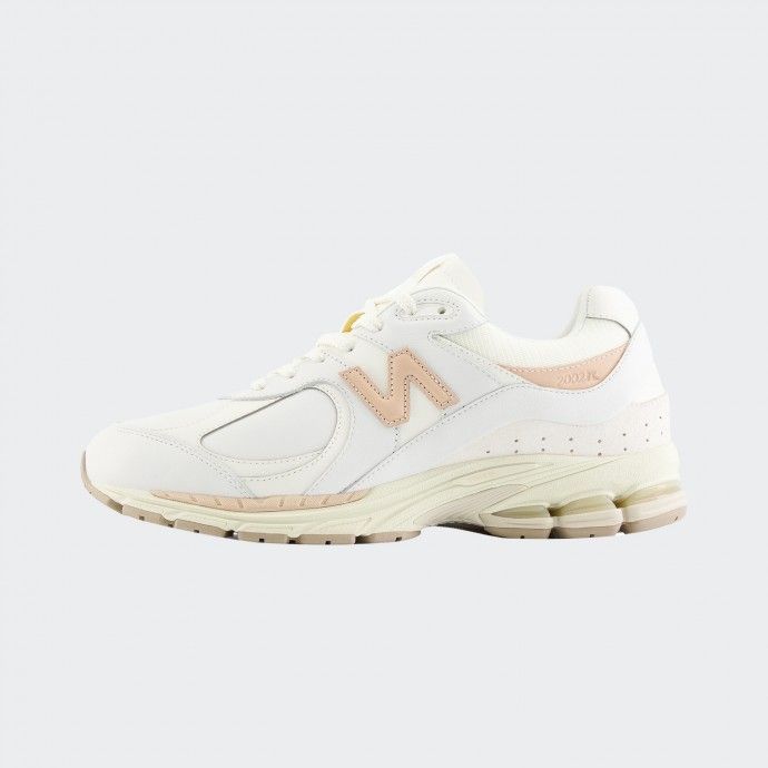 New Balance 2002R Sneakers