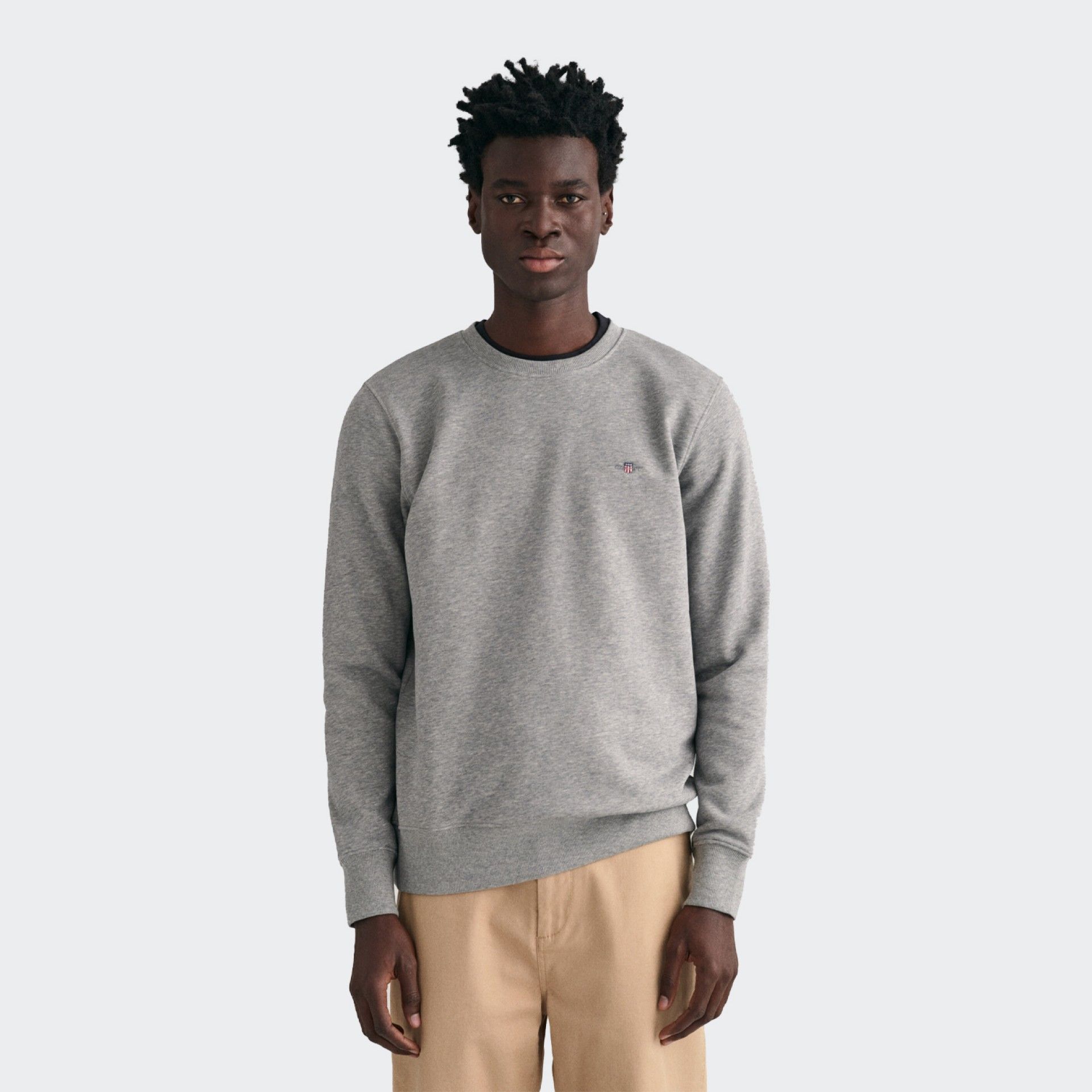 Sweatshirt GANT Escudo Bordado