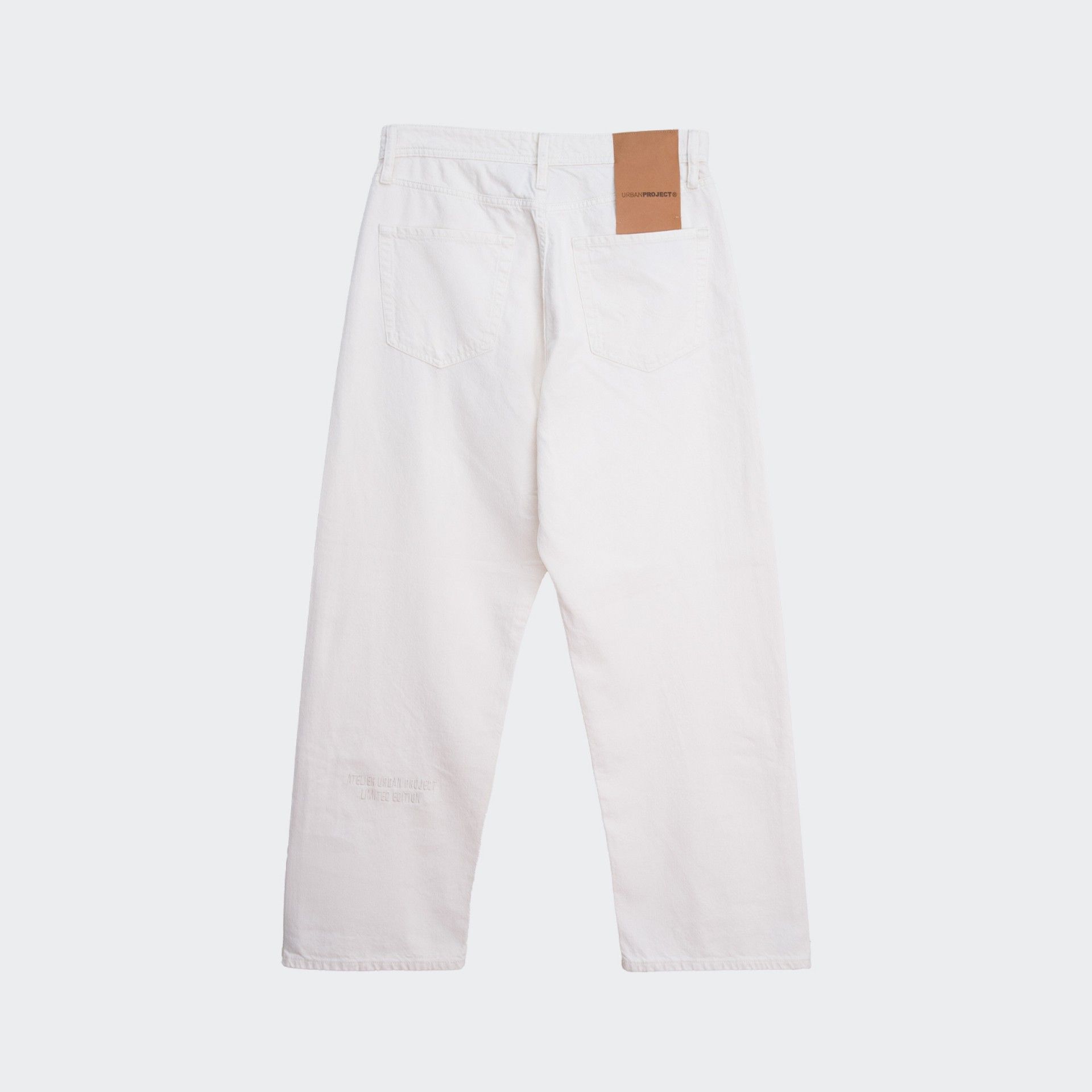 Vaqueros Baggy Blancas Urban Project
