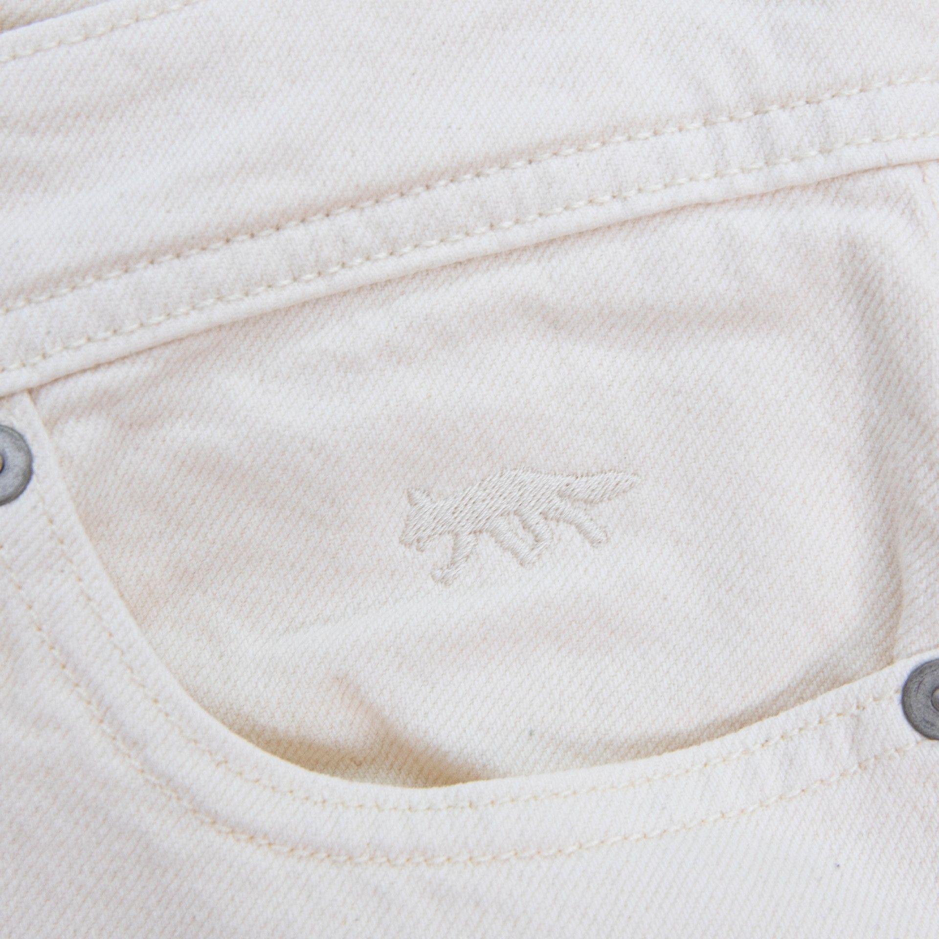 Vaqueros Baggy Blancas Urban Project