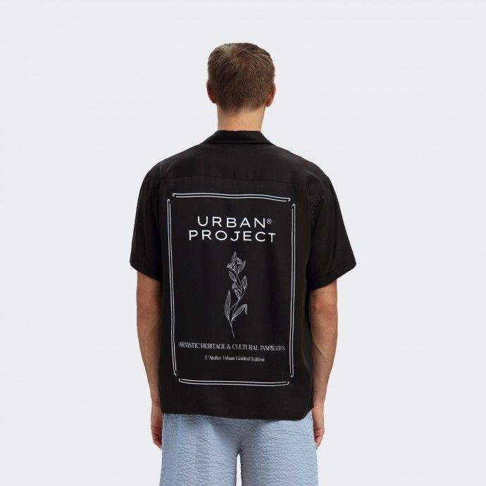 Chemise oversize Urban Project avec broderie florale