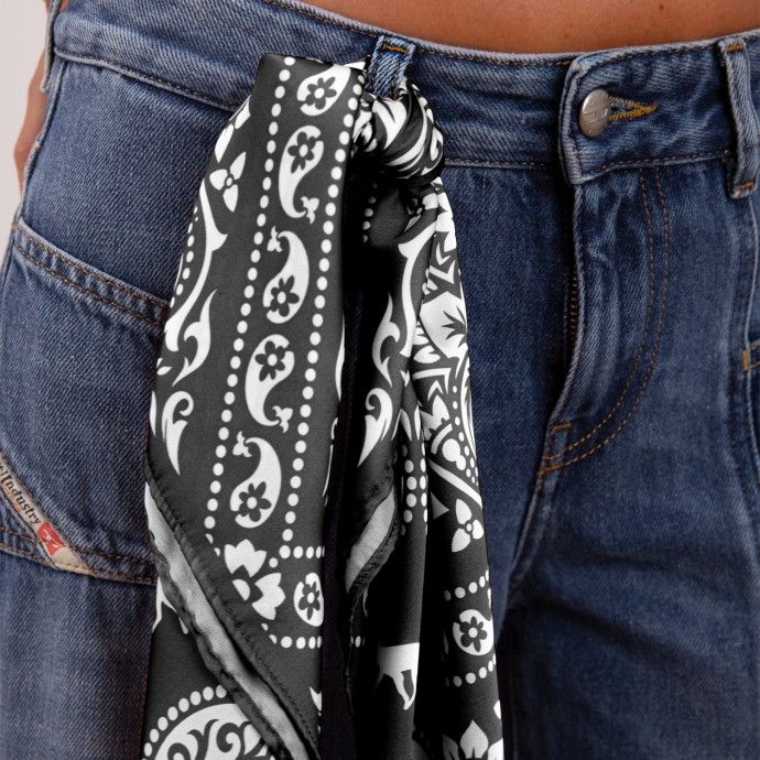 Urban Project 60x60 Printed Black Scarf