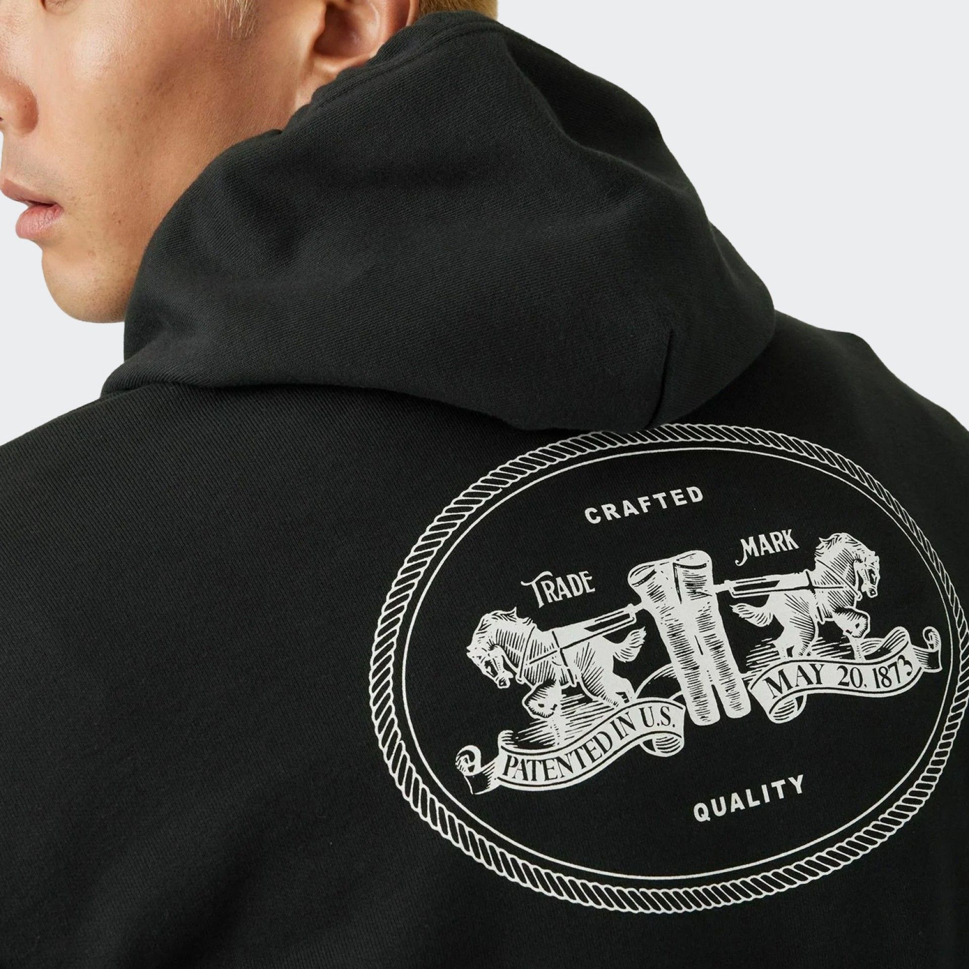Sudadera con capucha Levi's