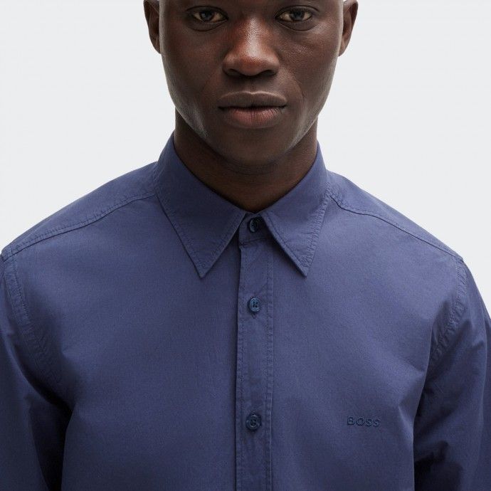 Chemise � coupe r�guli�re en popeline de coton Boss