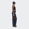 Sac fourre-tout carré Karl Lagerfeld Pebble Mini à bandoulière Sac fourre-tout carré Karl Lagerfeld Pebble Mini à bandoulière