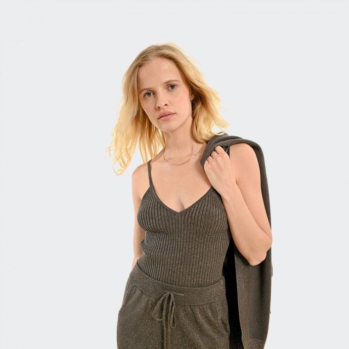 Top de Al�as Molly Backen