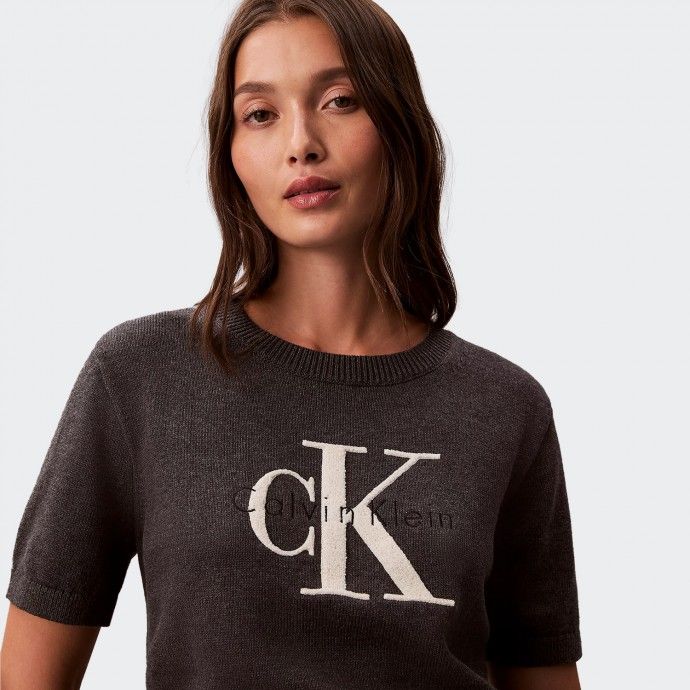 Calvin Klein T-shirt