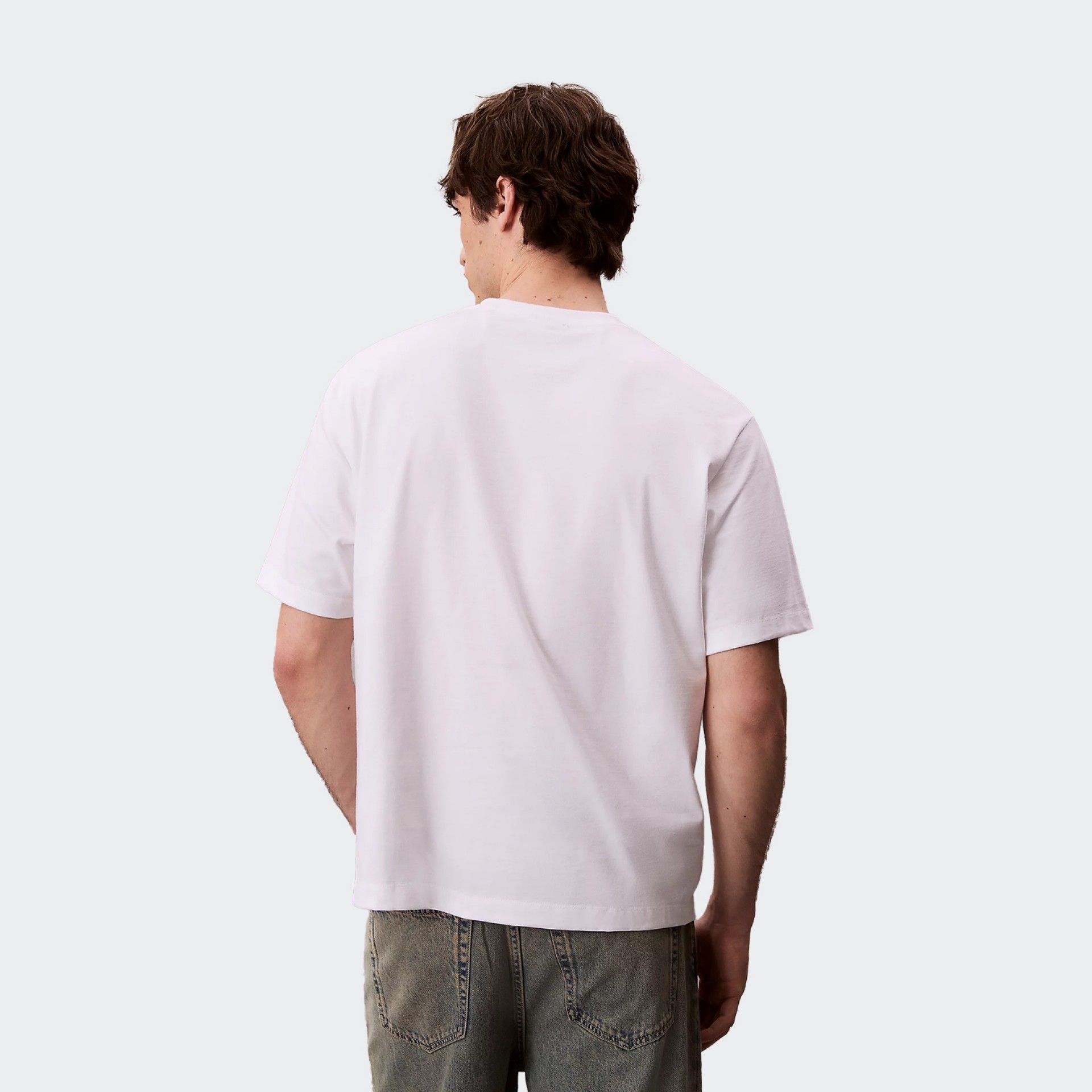 Camiseta con estampado gráfico relajado de Calvin Klein