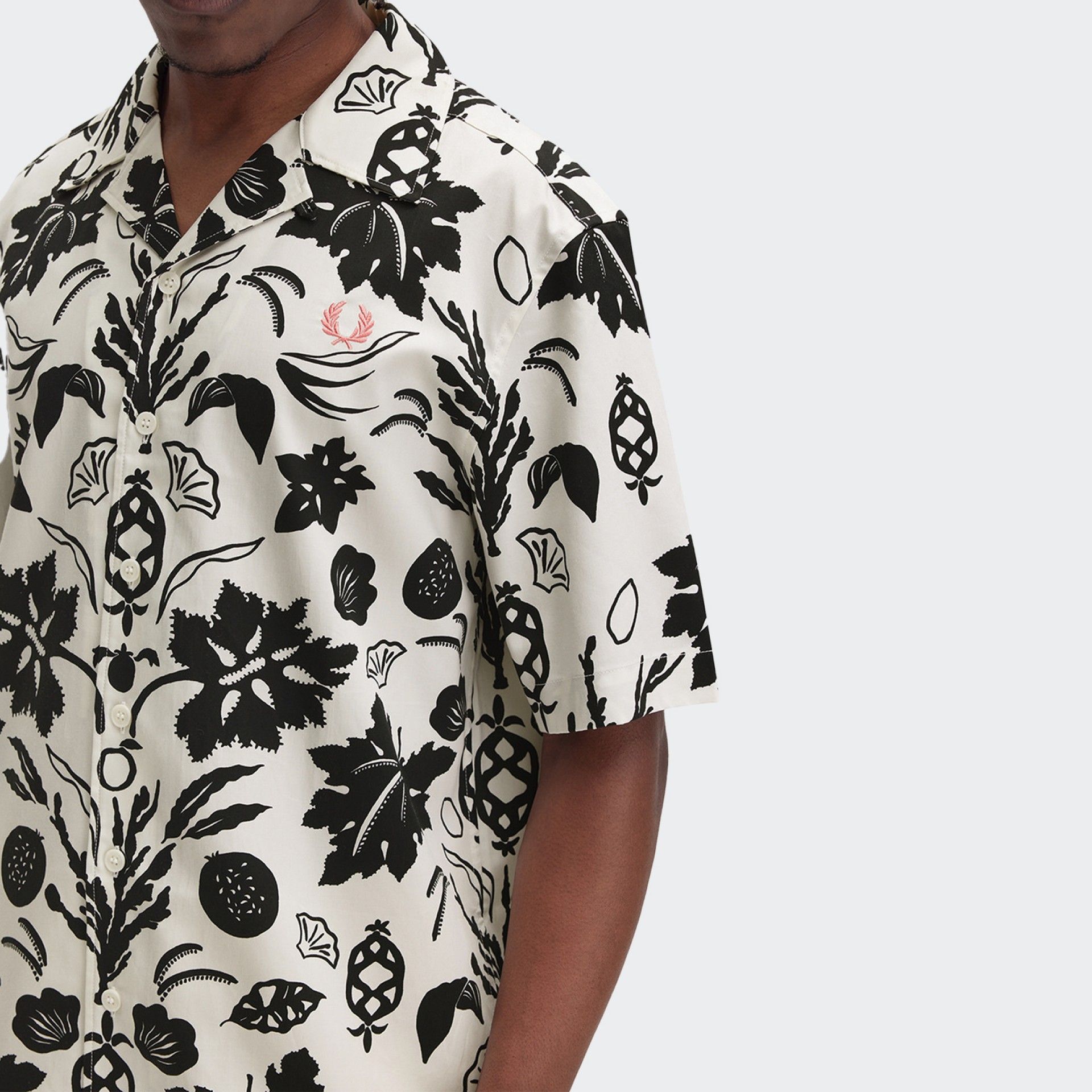 Camisa Fred Perry Botanical Print Revere Collar
