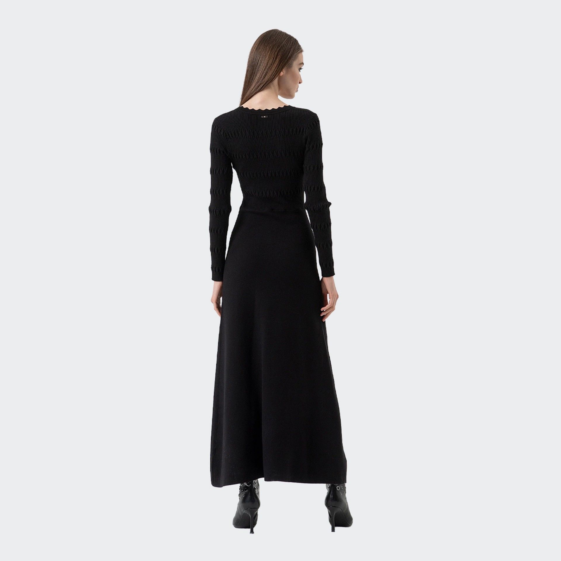 Vestido Comprido de Malha Slim Fit Fracomina