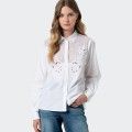 Camisa Regular Fit com Detalhes Bordados Fracomina Camisa Regular Fit com Detalhes Bordados Fracomina