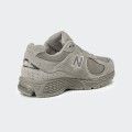 New Balance 2002R Sneakers