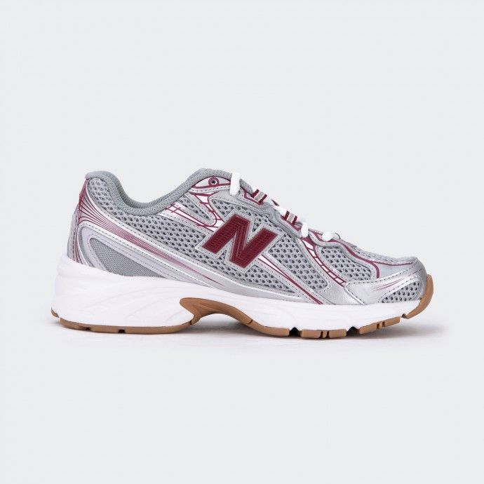 New Balance 740 Sneakers