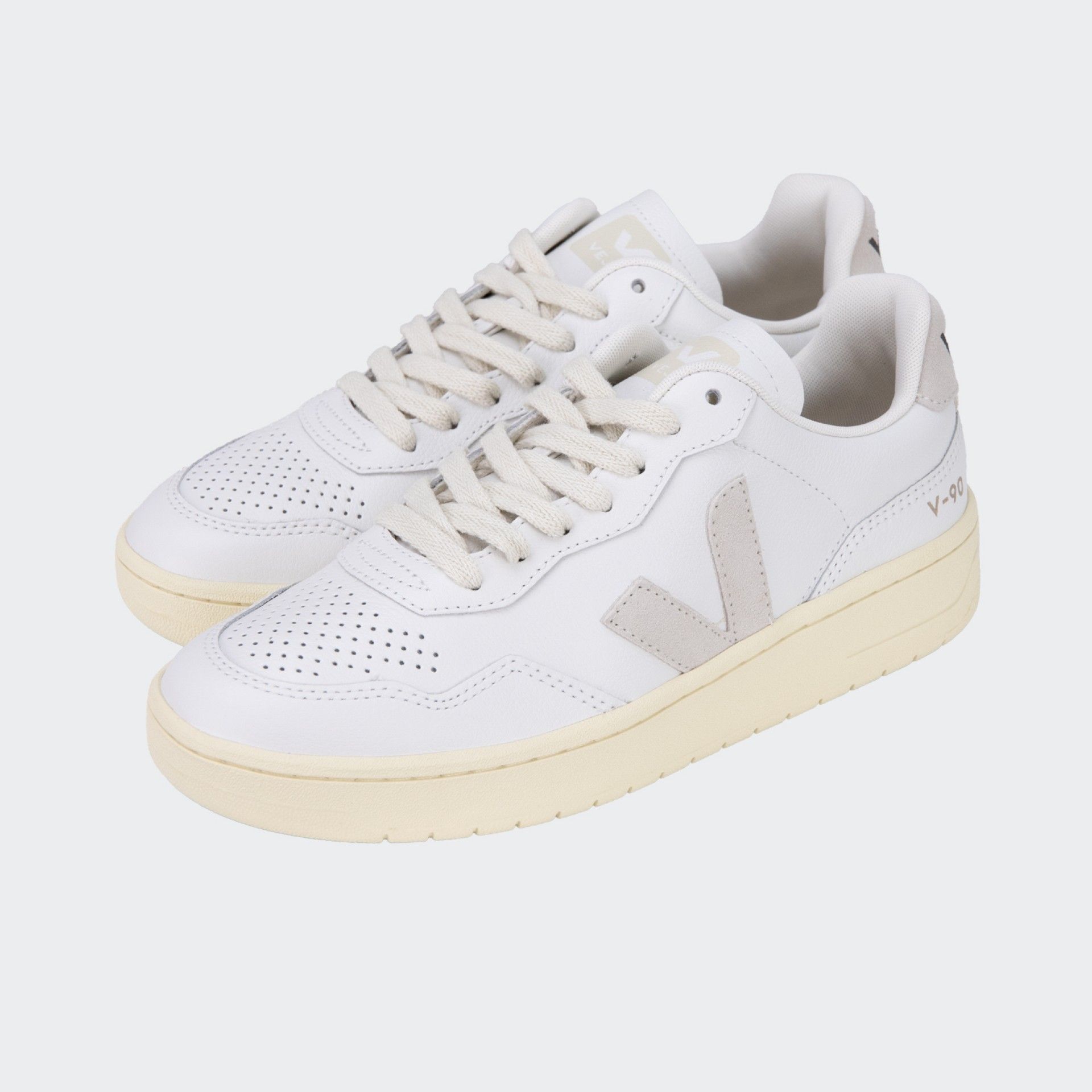 Sapatilhas Veja V-90 Leather