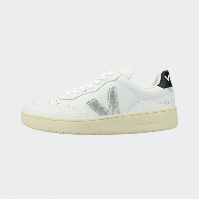 Sapatilhas em couro Veja V-90