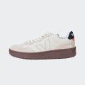 Veja V-90 Leather Beige Almond Black Baskets