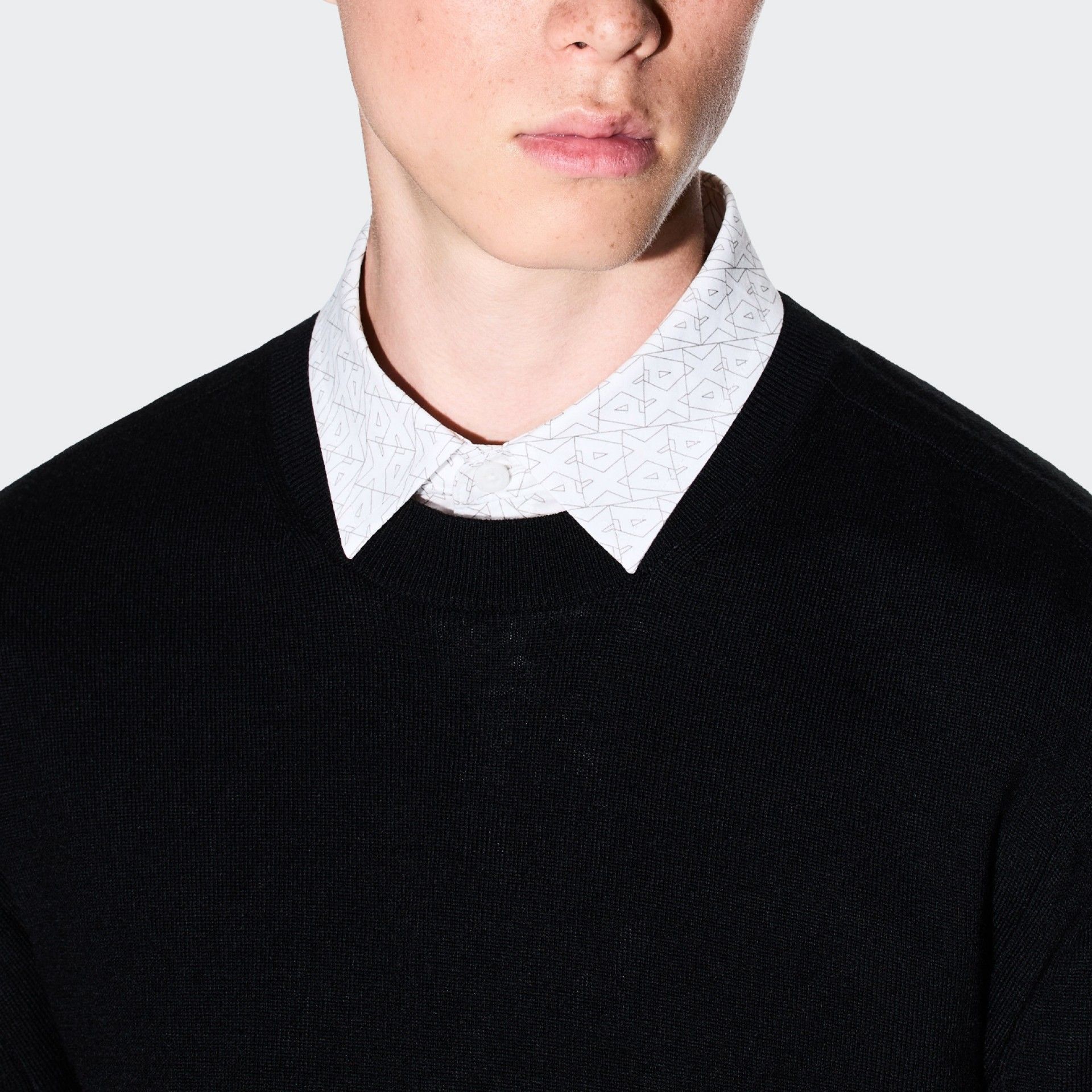 Suéter de punto con cuello redondo de Armani Exchange