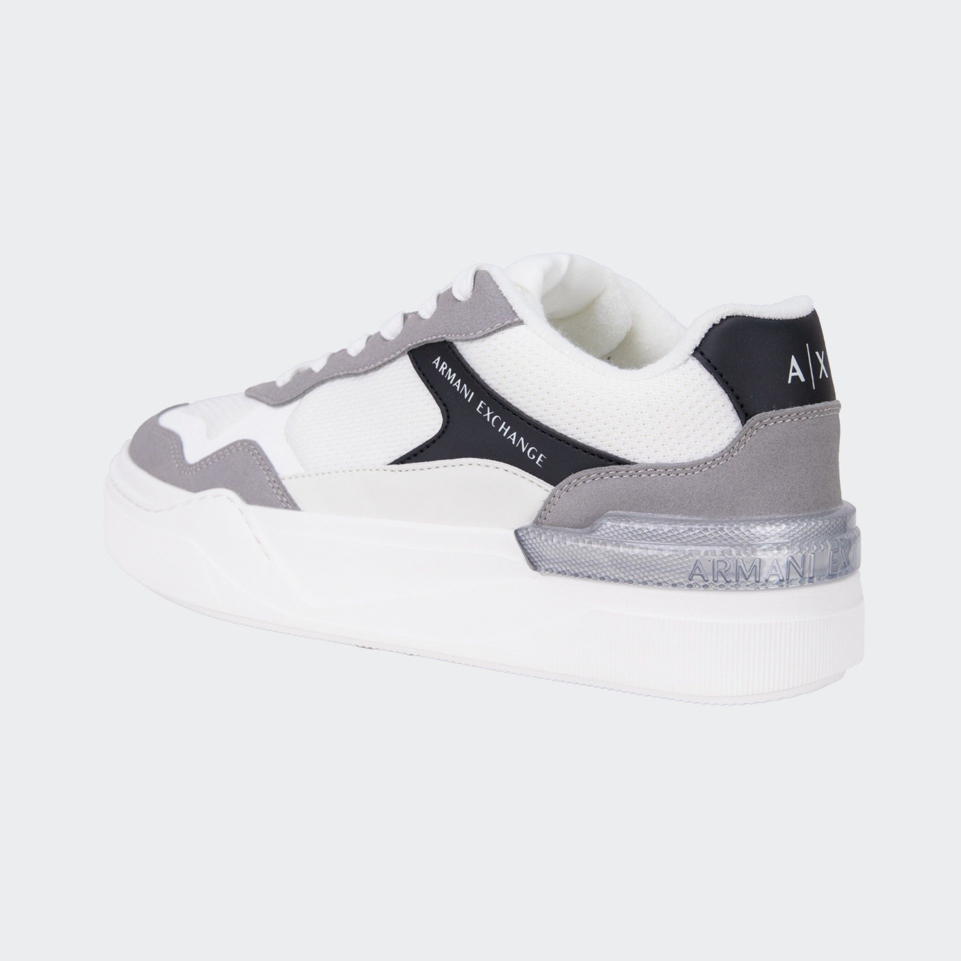Zapatillas deportivas con suela gruesa de Armani Exchange