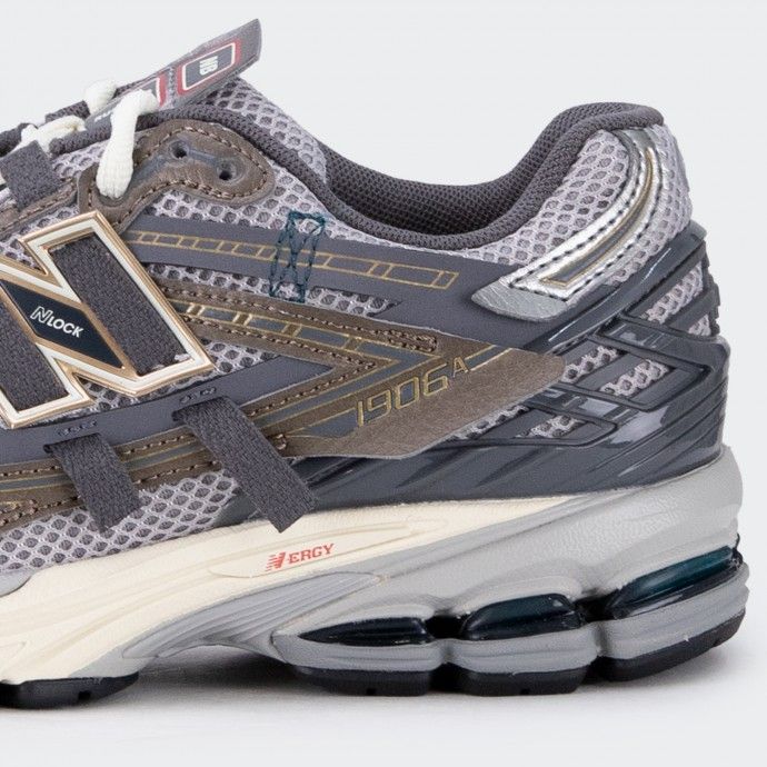 Baskets New Balance 1906A