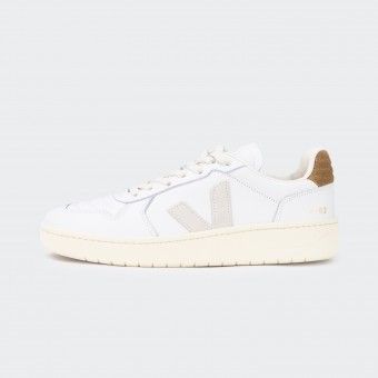 Veja V-82 Sneakers