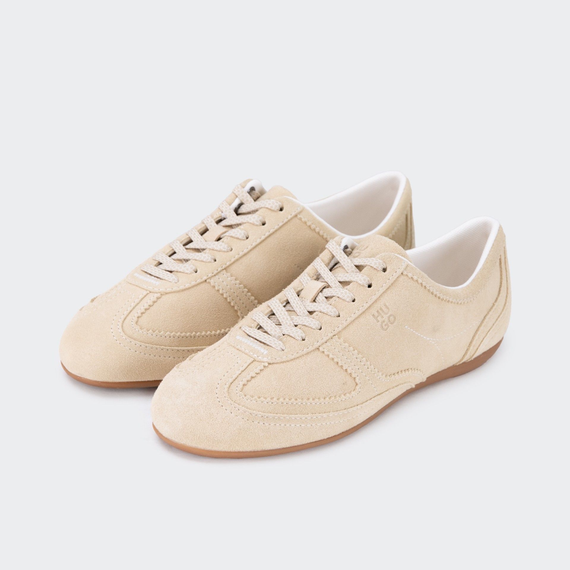 Baskets en daim Hugo