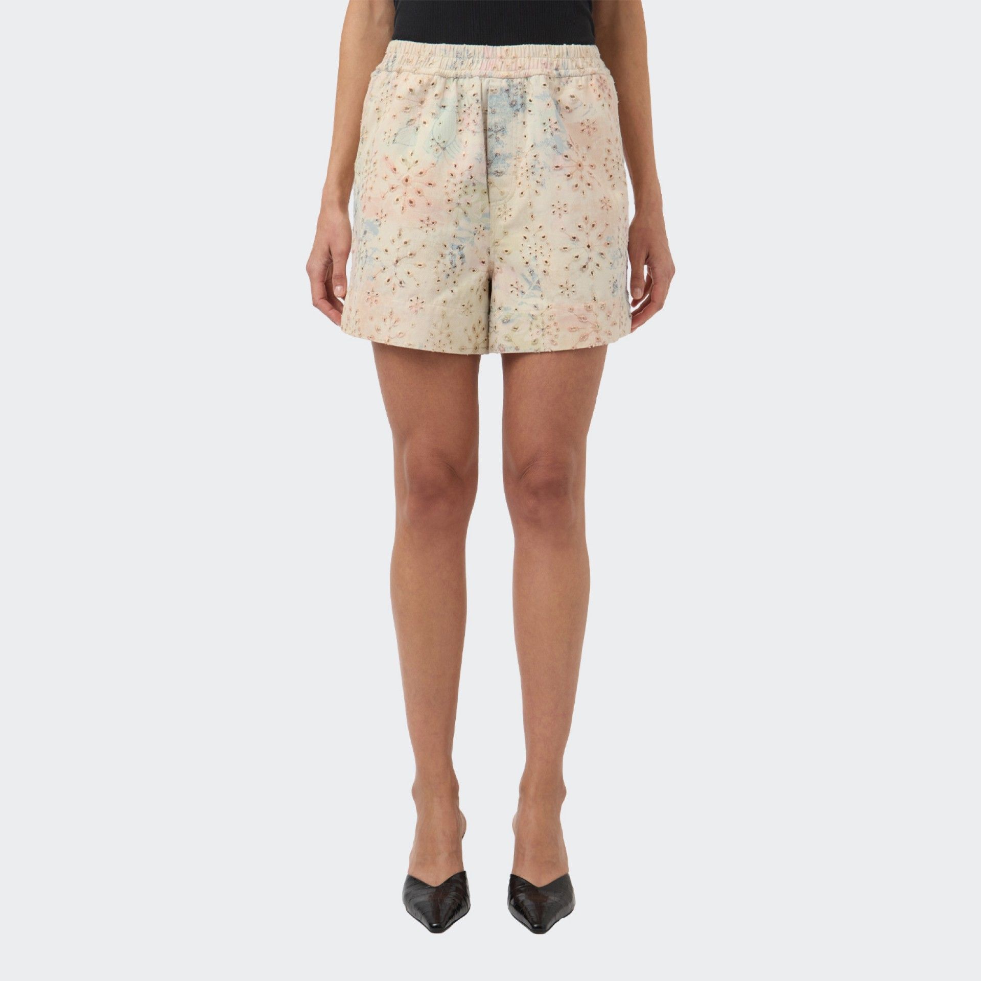 YAS Shorts