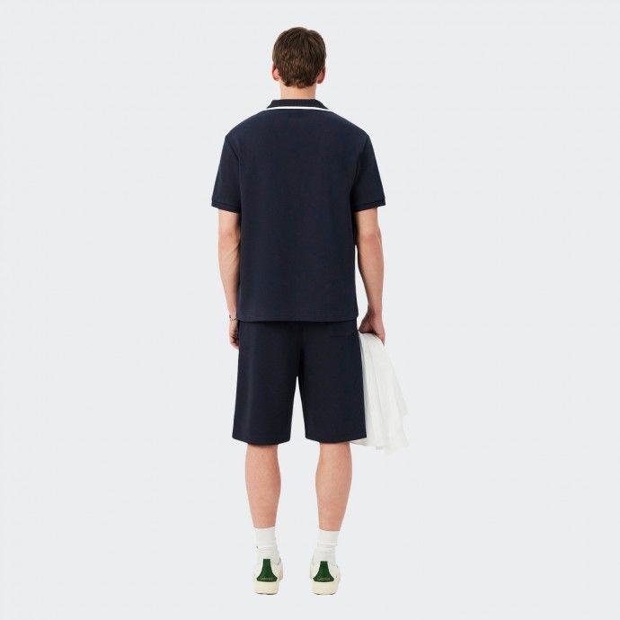 Cal��es Lacoste
