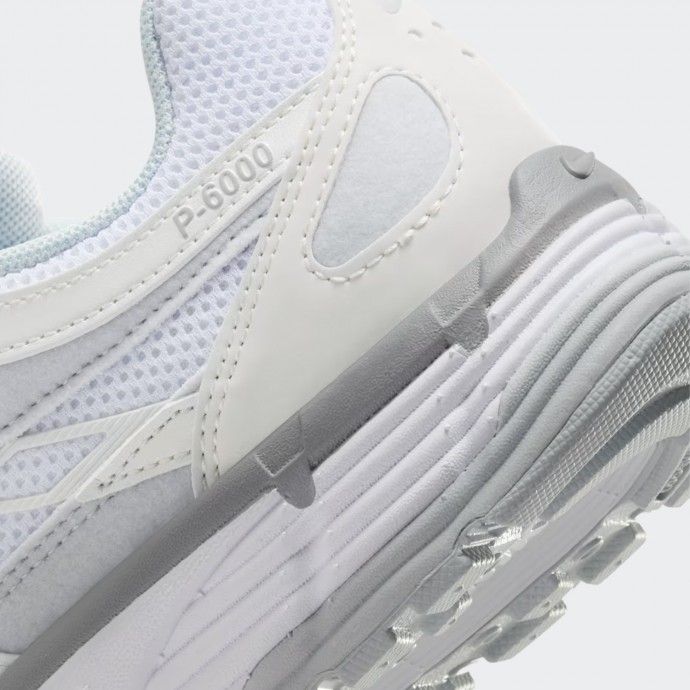 Baskets Nike P-6000