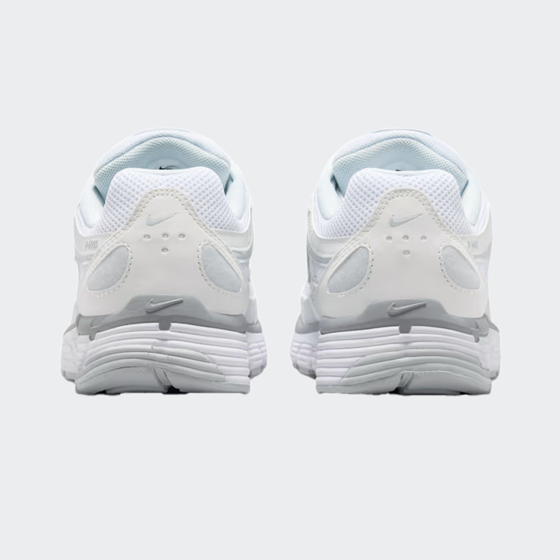Baskets Nike P-6000