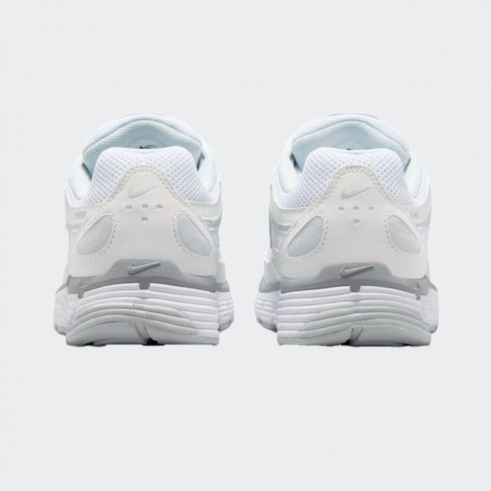Baskets Nike P-6000