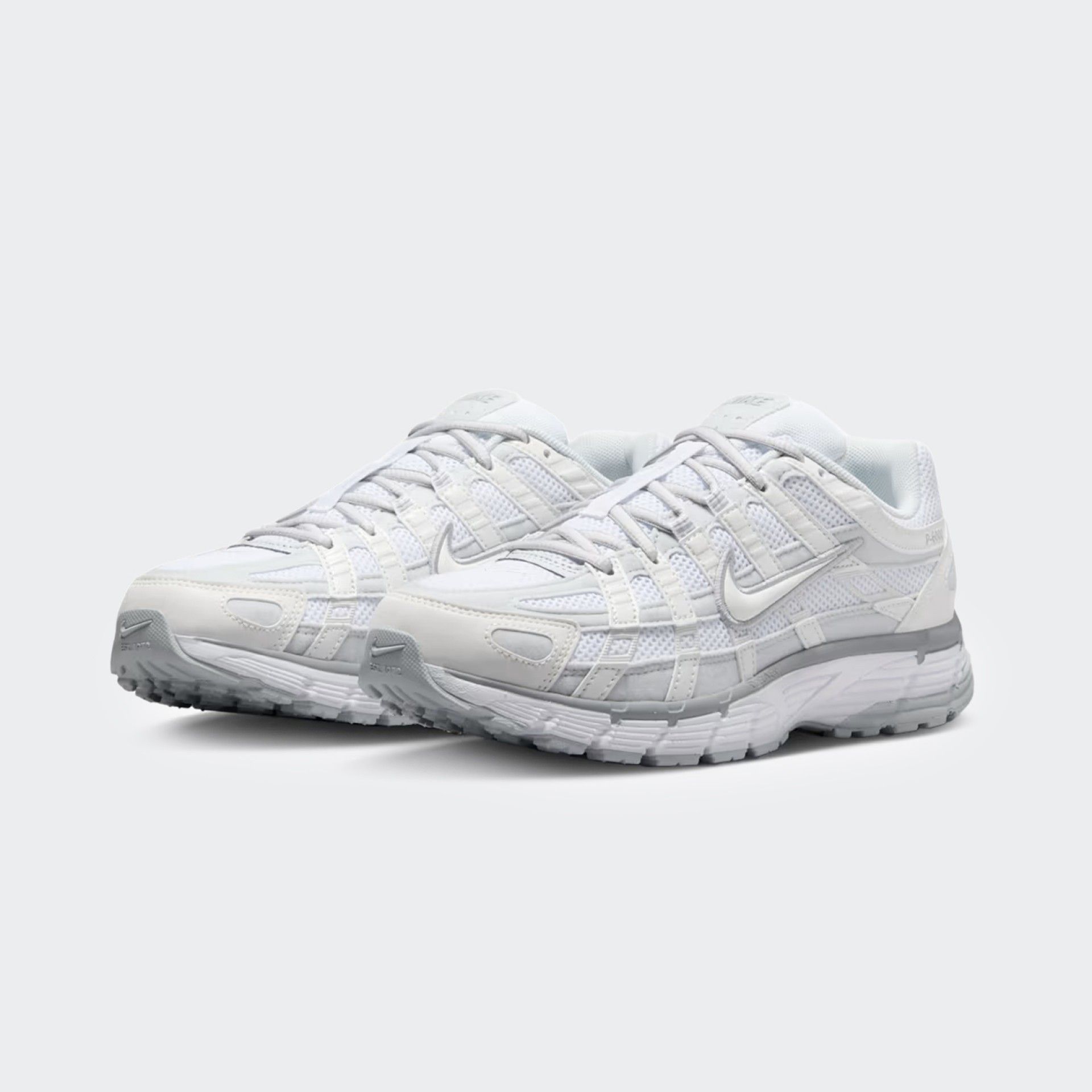 Baskets Nike P-6000