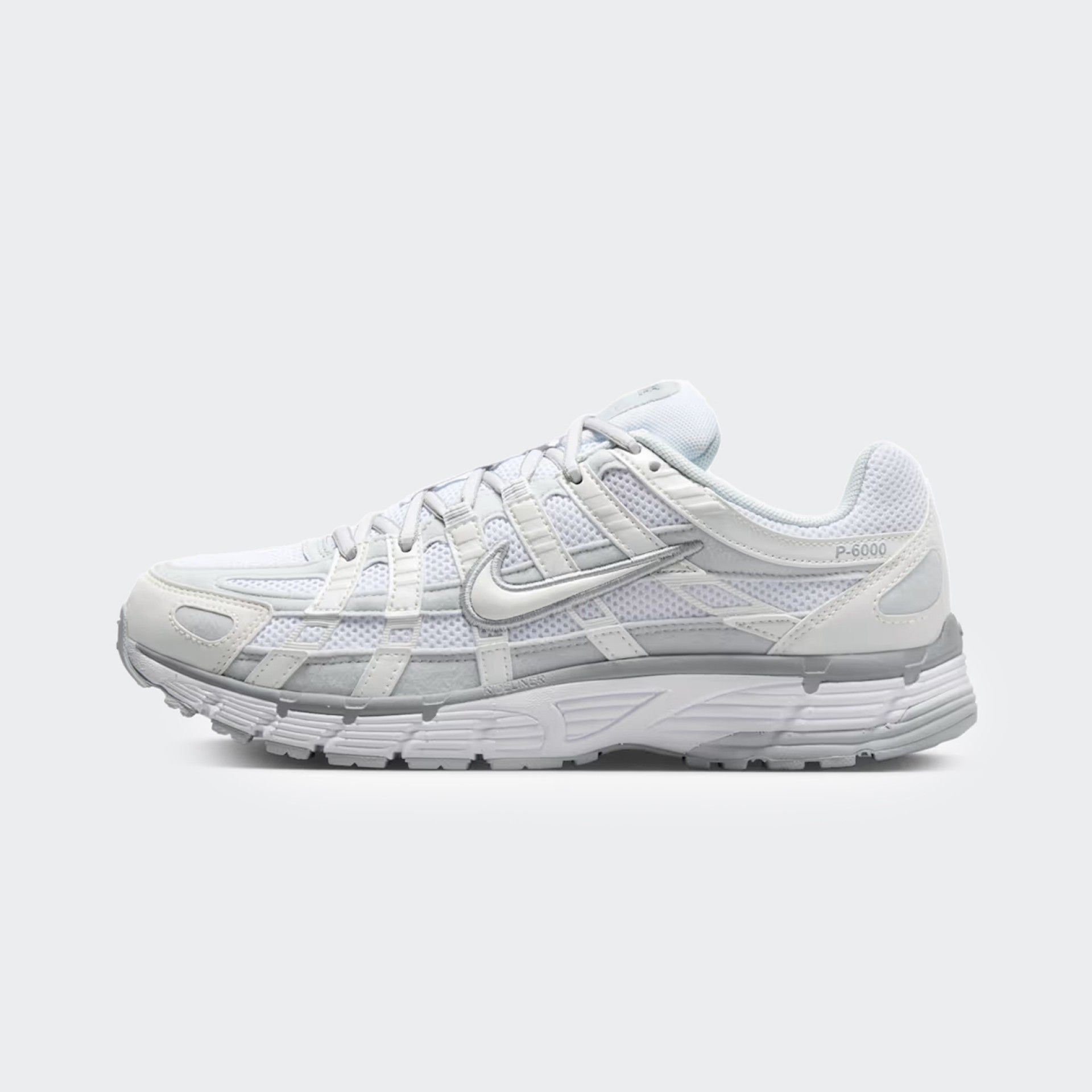 Baskets Nike P-6000