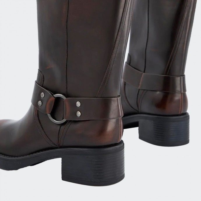 Balmohk Boots