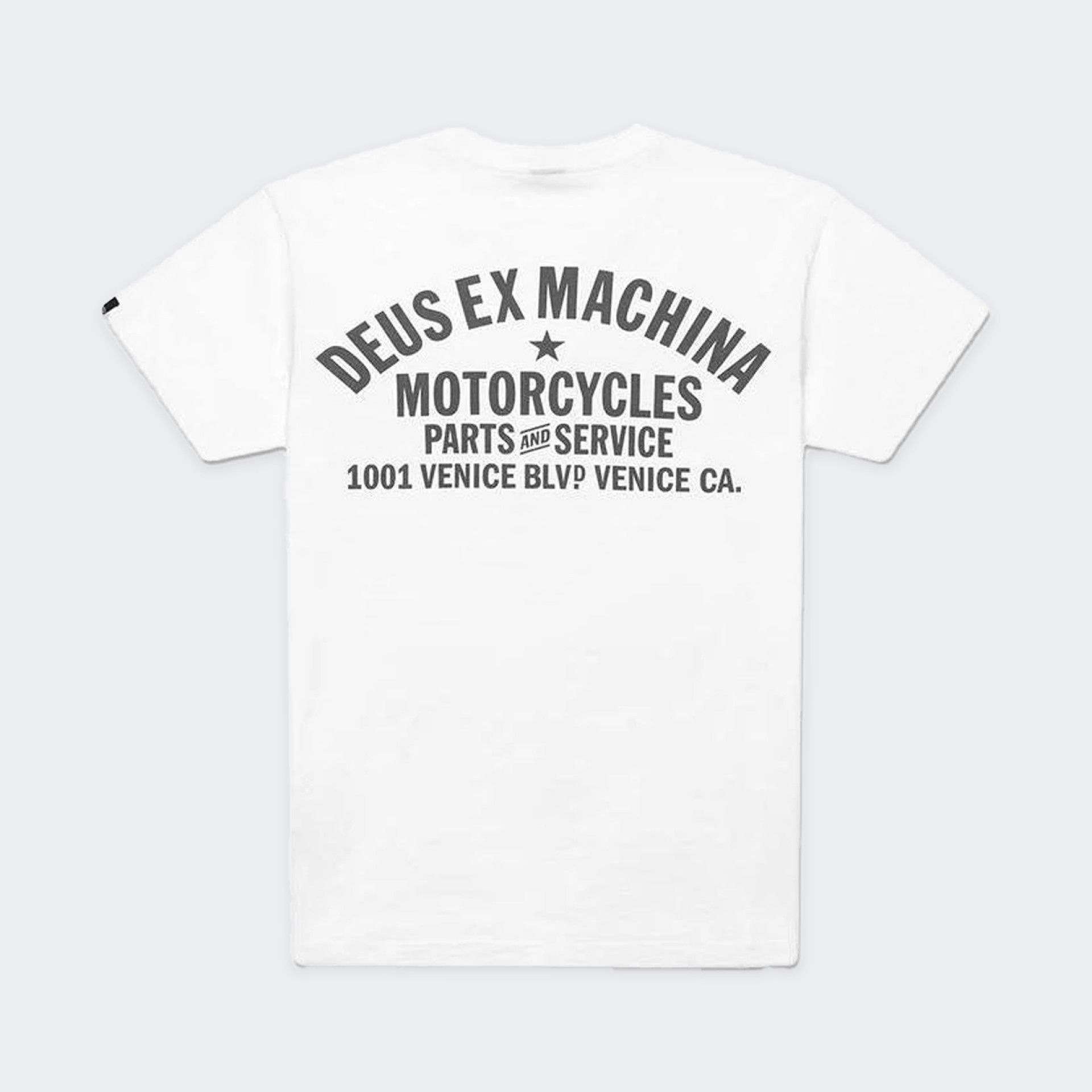 T-shirt Deus Ex Machina