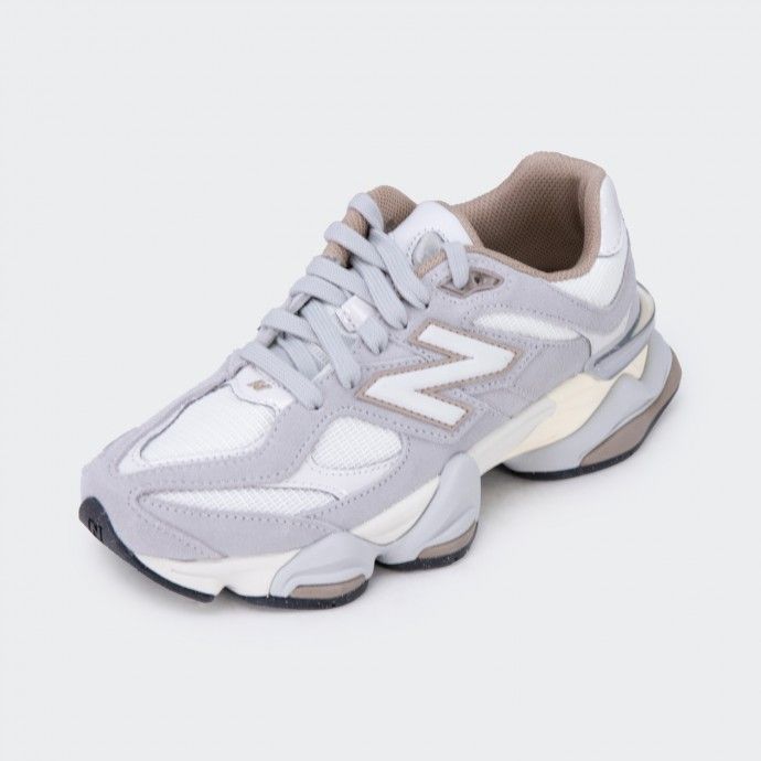 New Balance 9060 Sneakers