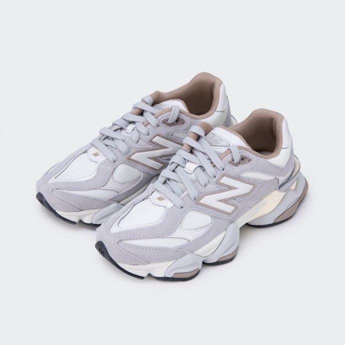 New Balance 9060 Sneakers