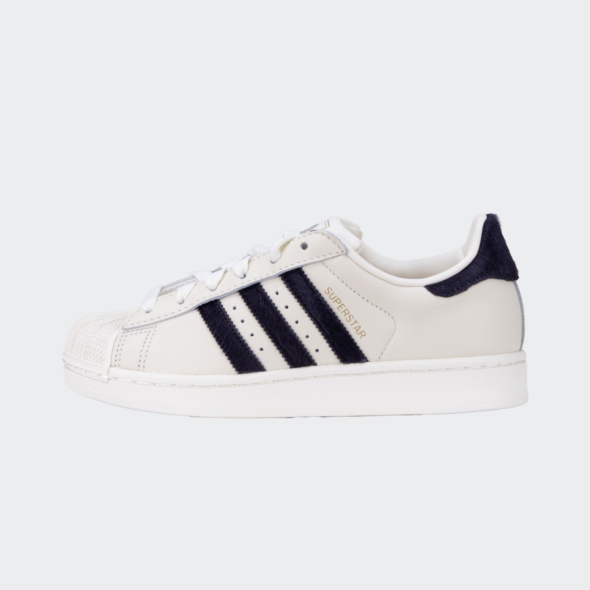 Adidas Superstar Sneakers