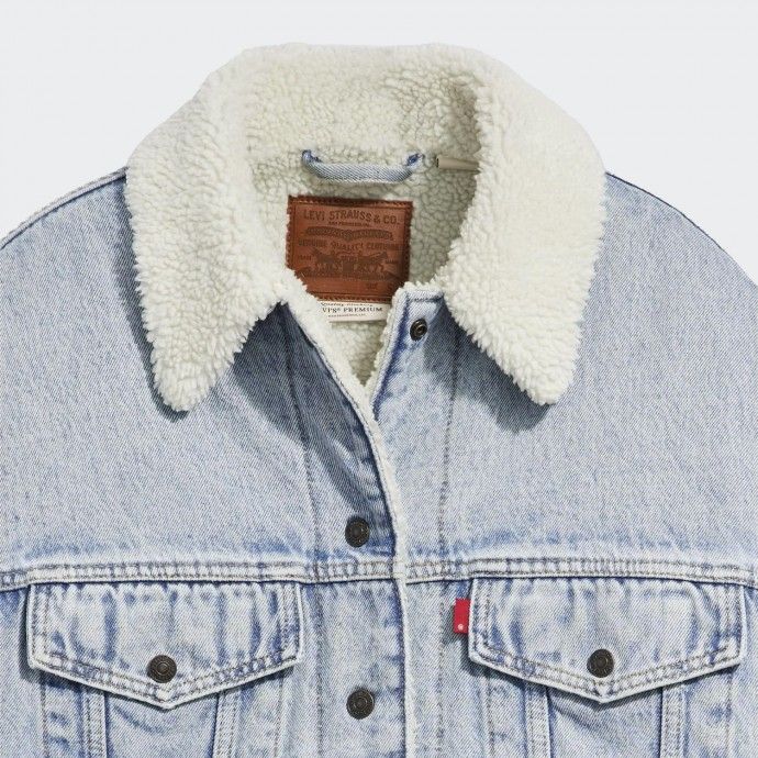 Veste Levis