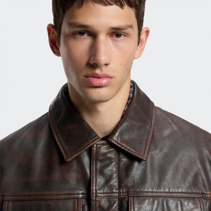 Blus�o em Pele Hugo