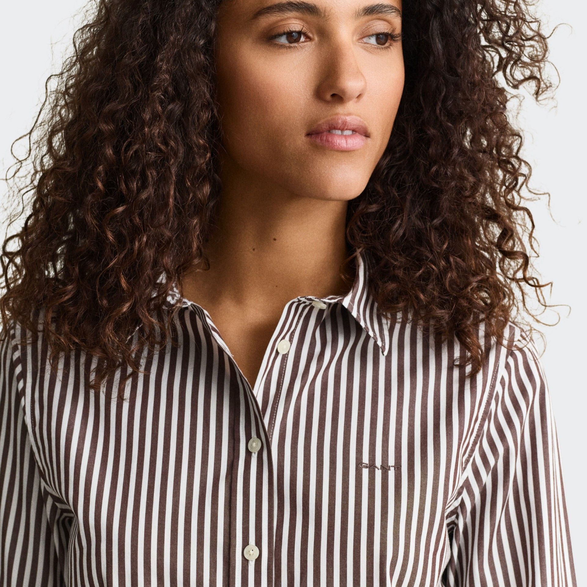 Camisa clásica de popelina a rayas