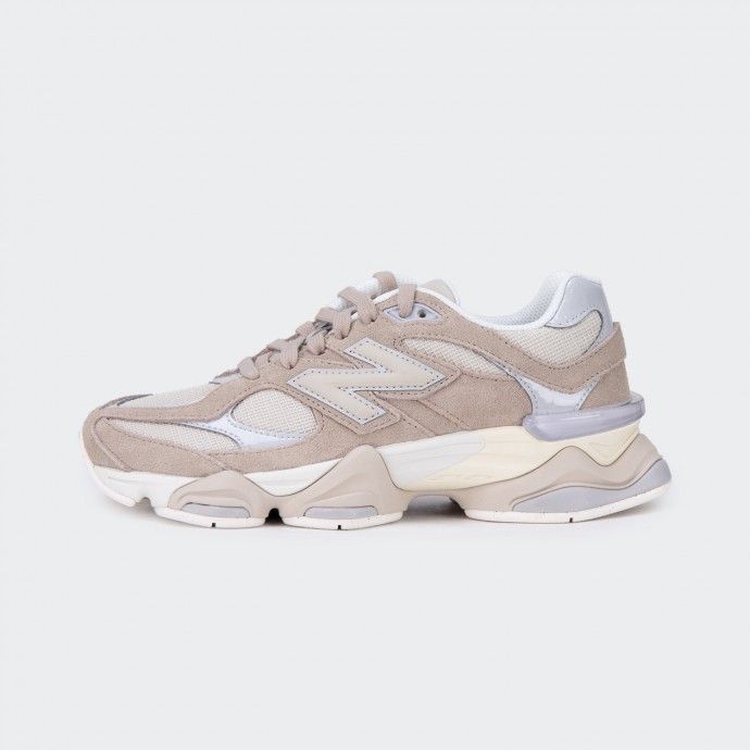 New Balance 9060 Sneakers